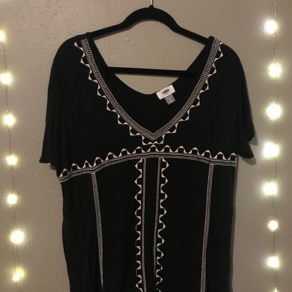 Old Navy Blouse - Picture 2 of 3